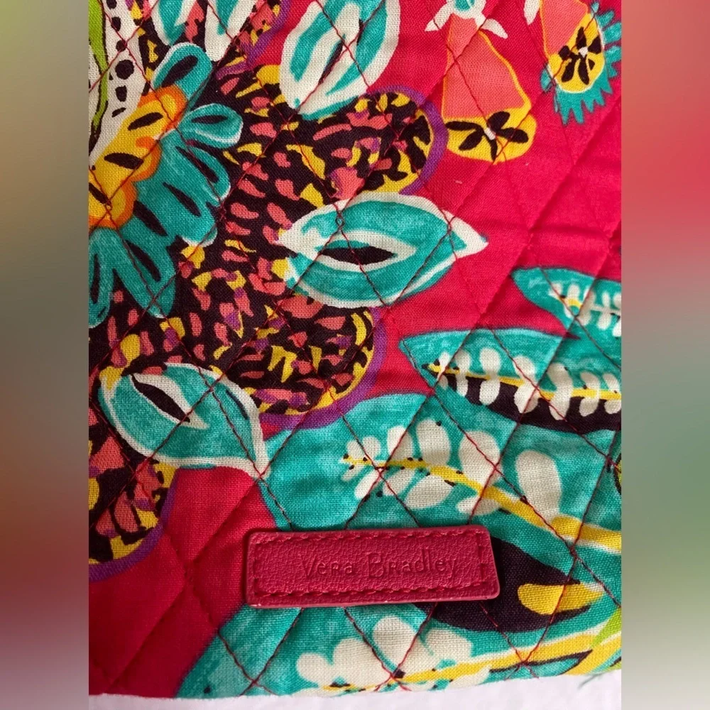 Vera Bradley Vivian Boho rumba quilted bag